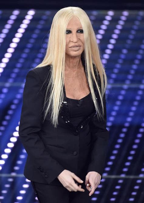 donatella versace sanremo imitazione|Donatella Versace sull'imitazione di Virginia Raffaele: .